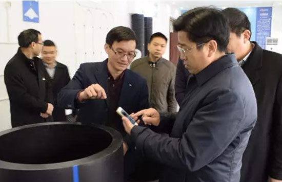 區領導蒞臨潔潤明確支持企業發展